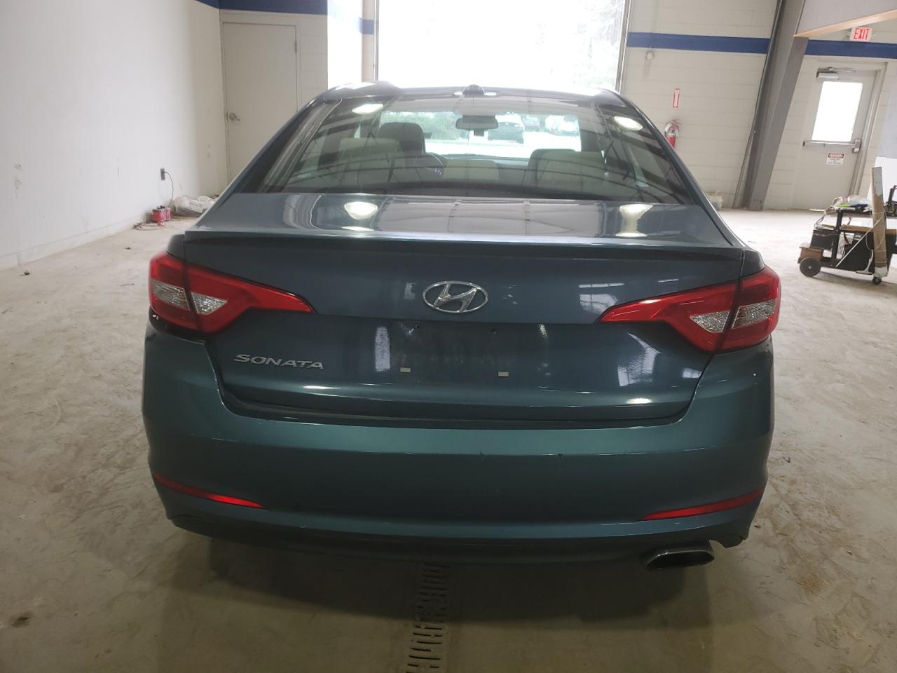 2015 Hyundai Sonata - Image 6