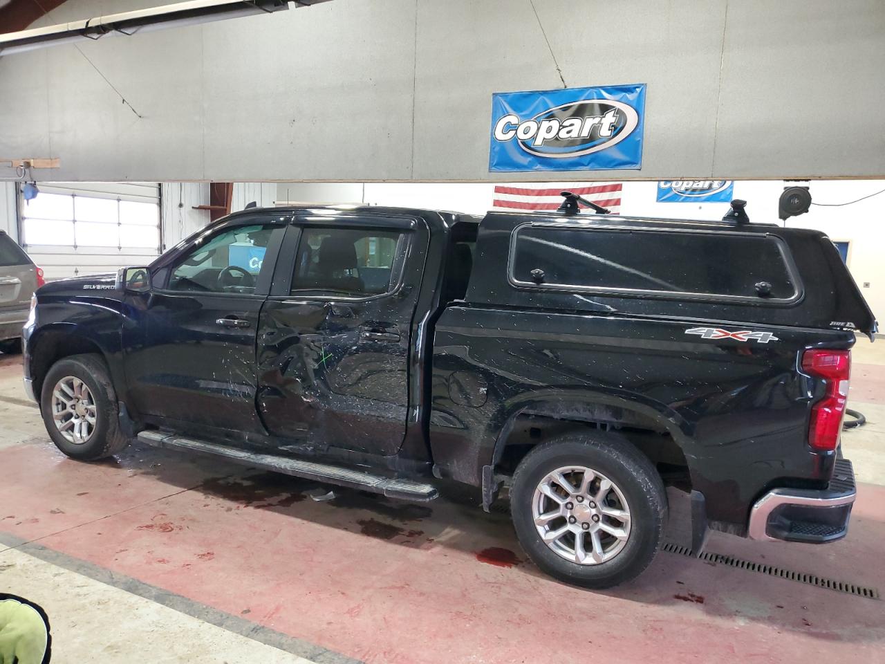 2022 Chevrolet Silverado - Image 2
