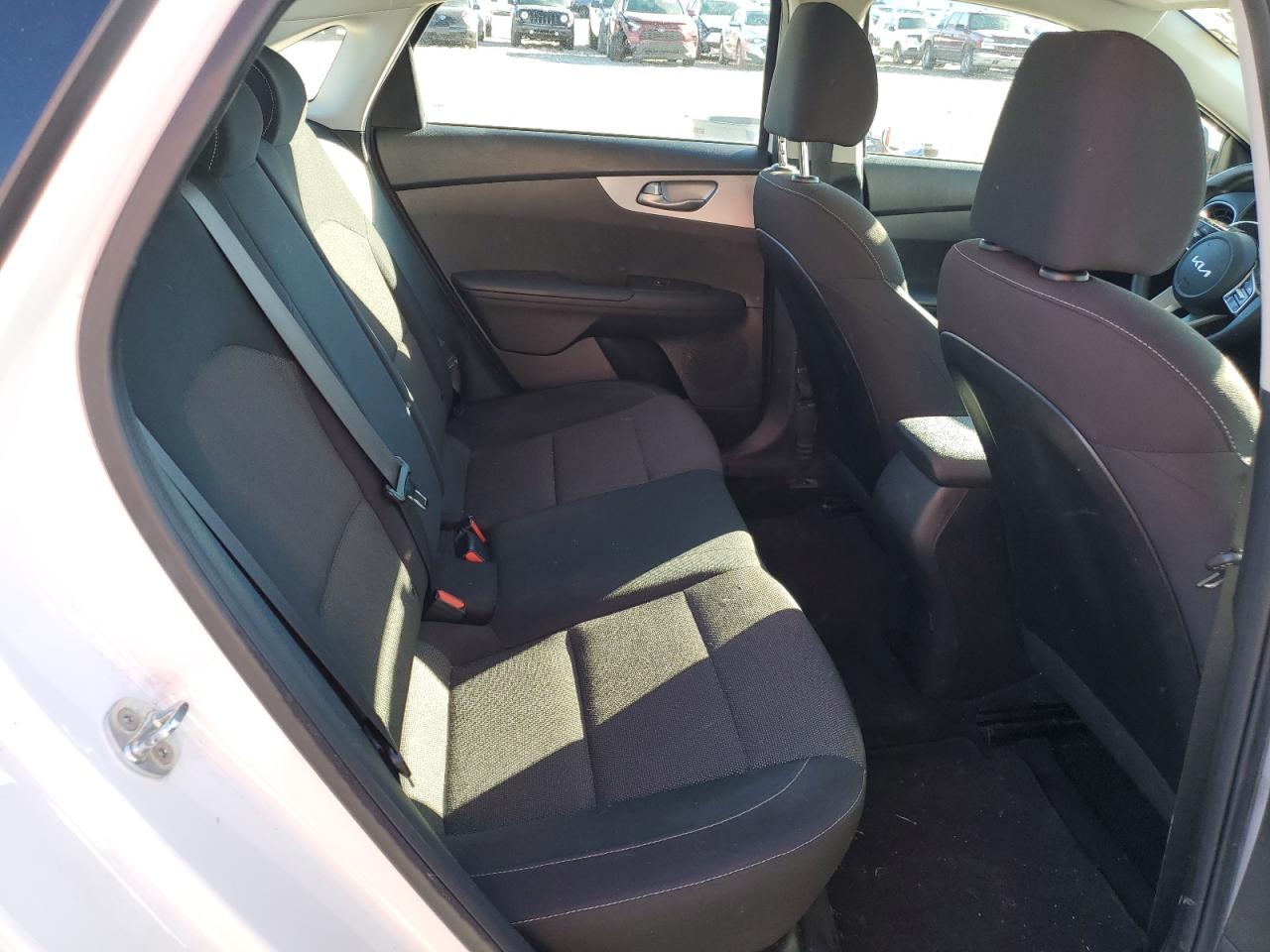 2022 Kia Forte - Image 10