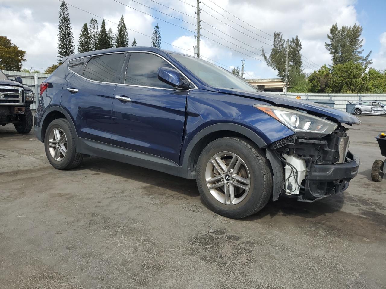 2018 Hyundai Santa Fe - Image 4