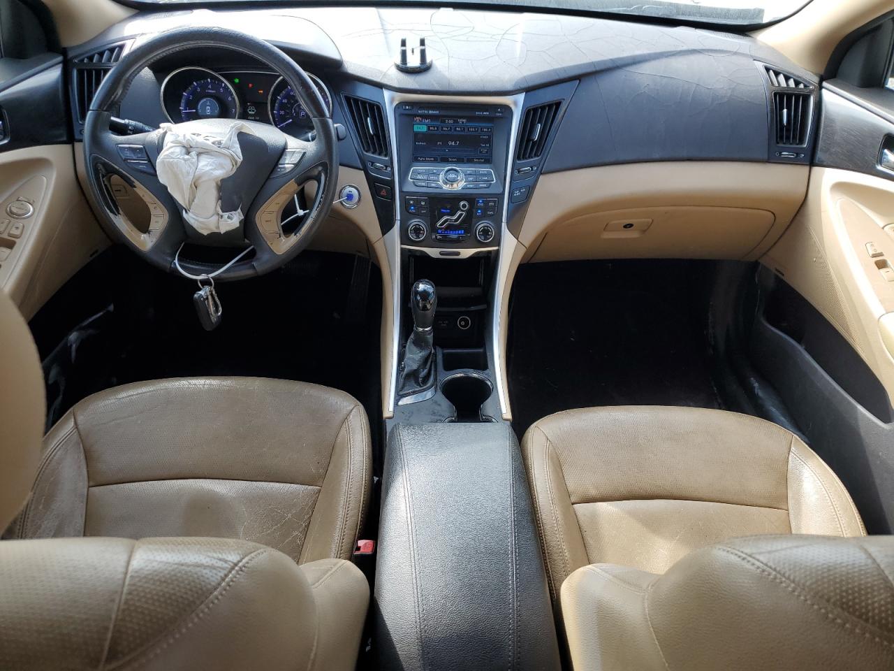 2011 Hyundai Sonata - Image 8