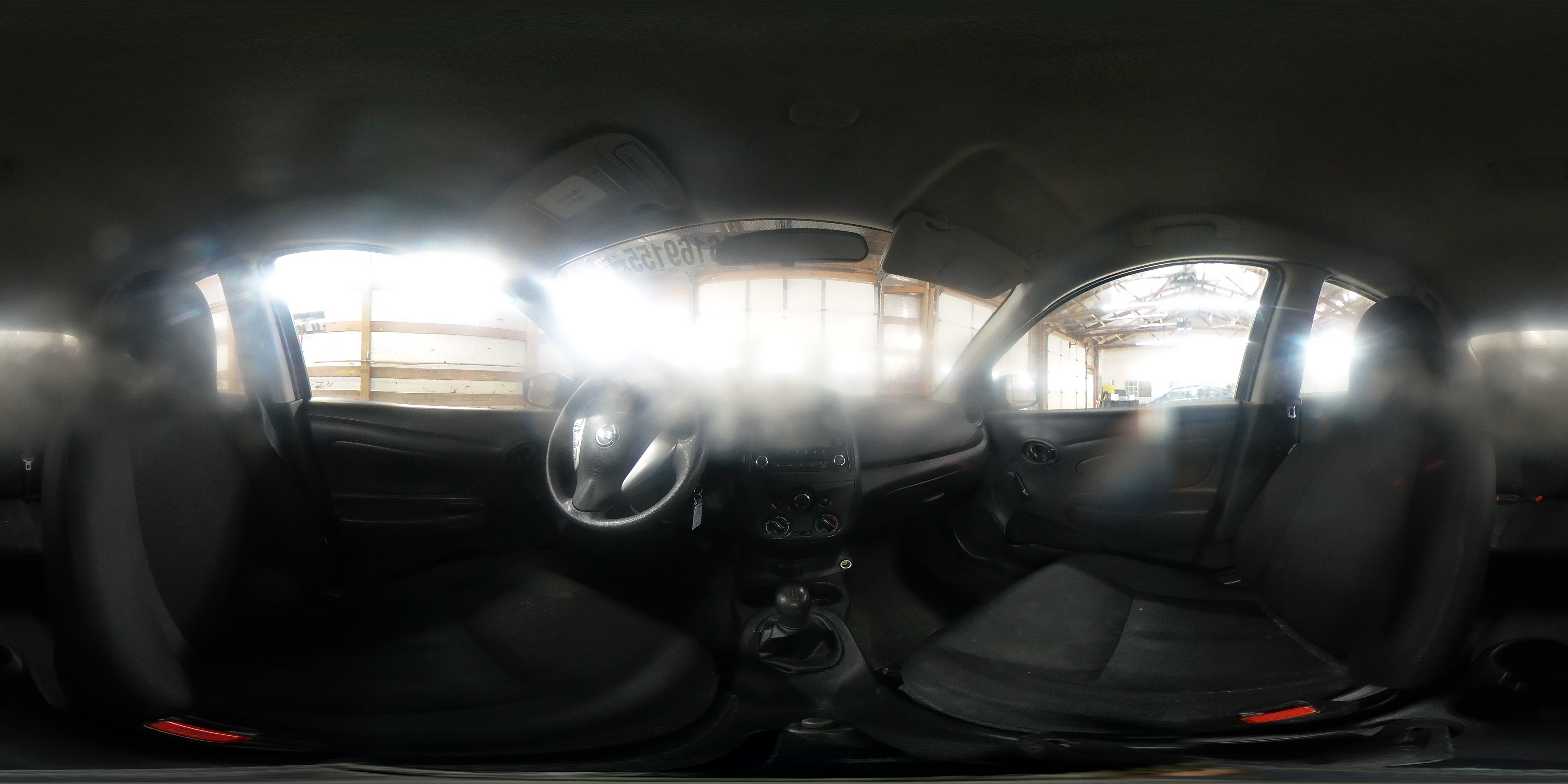 2017 Nissan Versa - Image 15