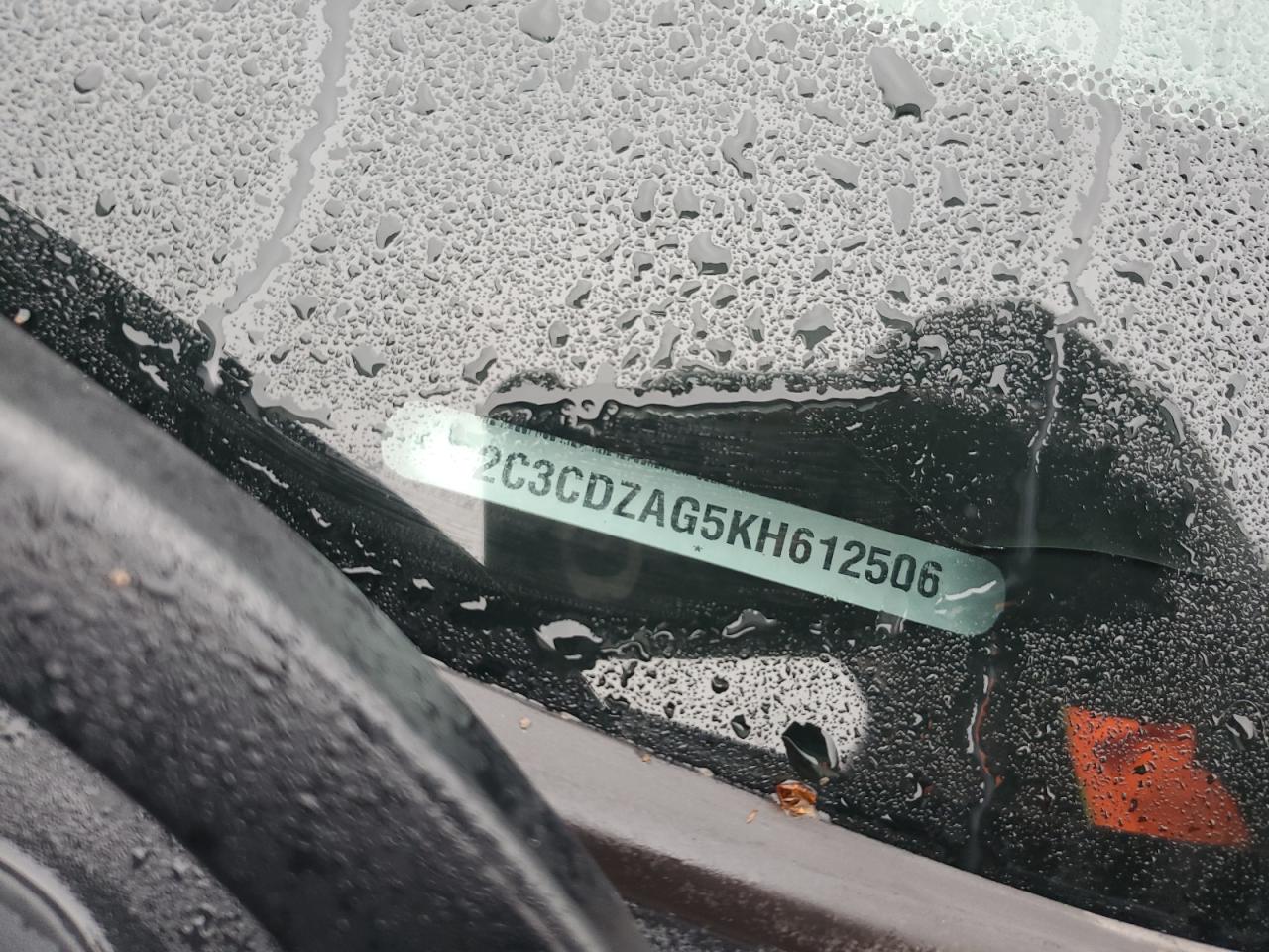 2019 Dodge Challenger - Image 12