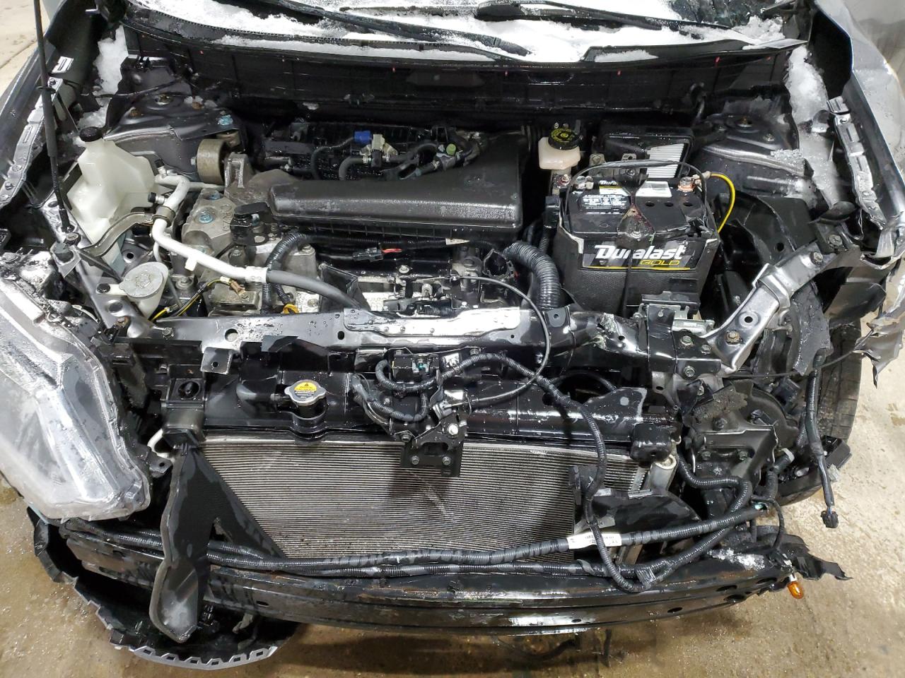 2016 Nissan Rogue - Image 12