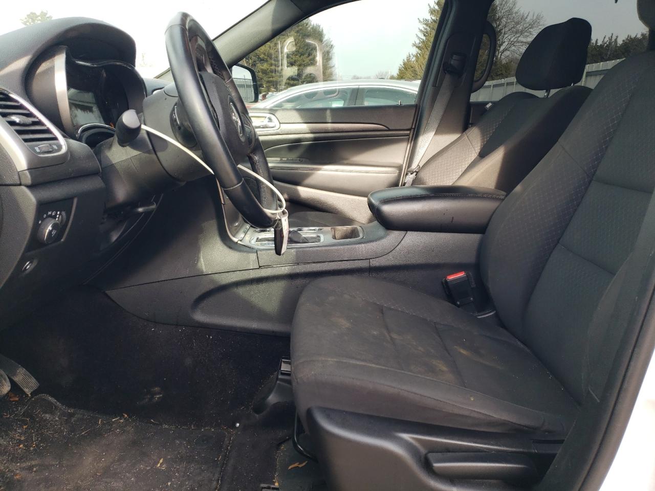 2018 Jeep Grand Cherokee - Image 7