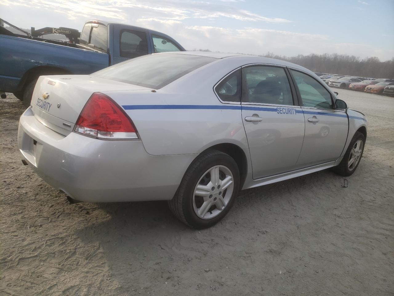2015 Chevrolet Impala - Image 3