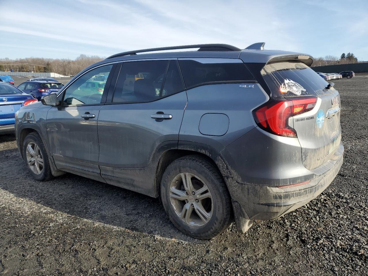 2020 GMC Terrain - Image 2