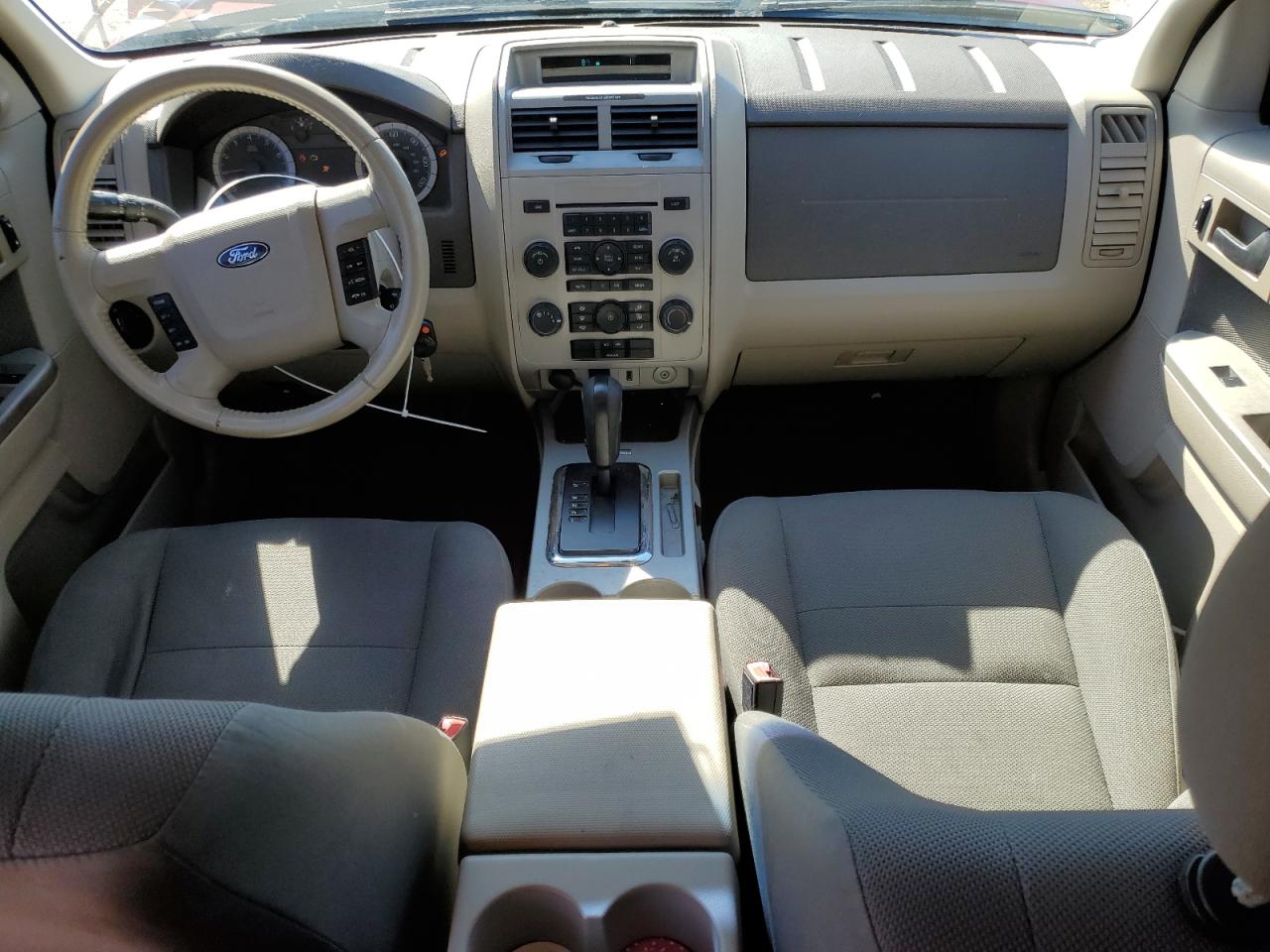 2009 Ford Escape - Image 8