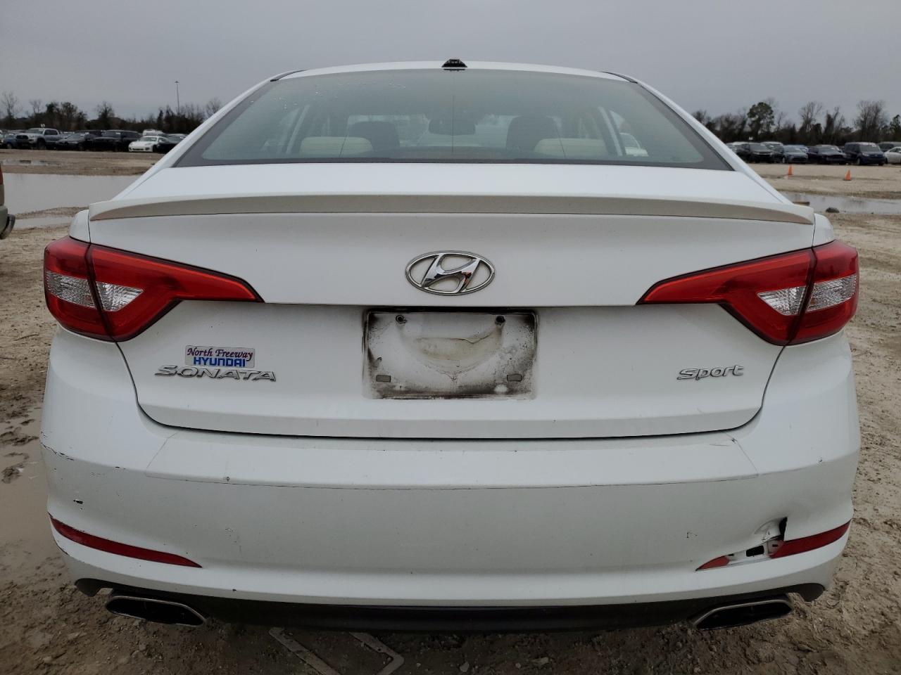 2015 Hyundai Sonata - Image 6