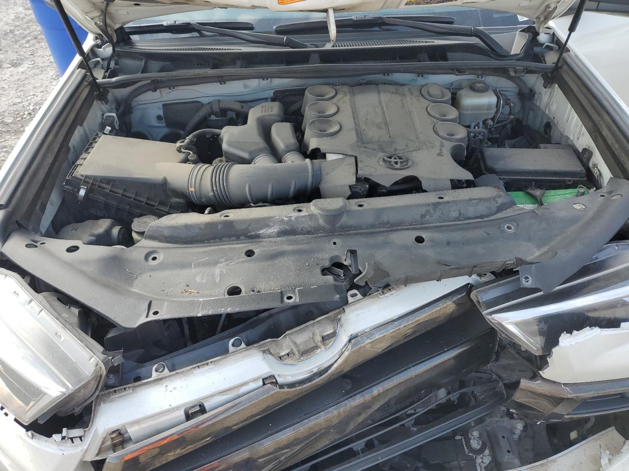 2019 Toyota 4Runner - Image 14
