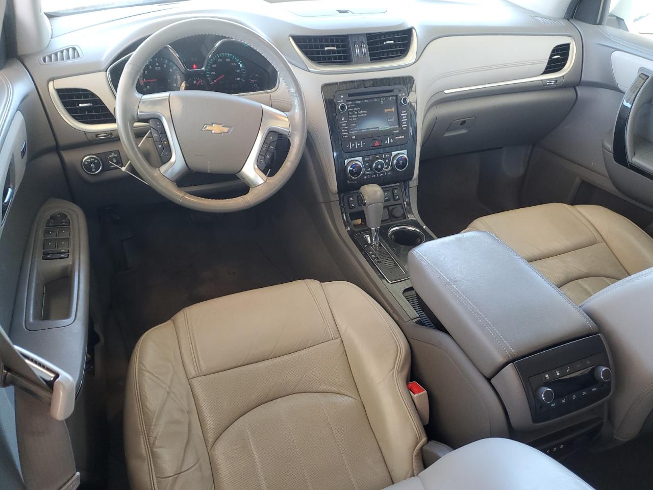 2015 Chevrolet Traverse - Image 8