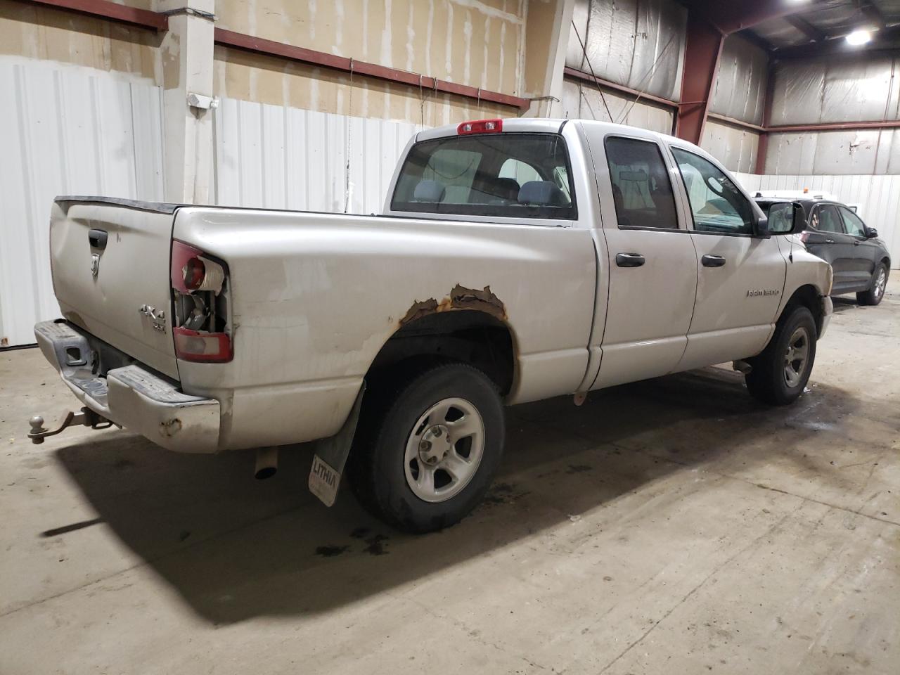 2005 Dodge RAM - Image 3