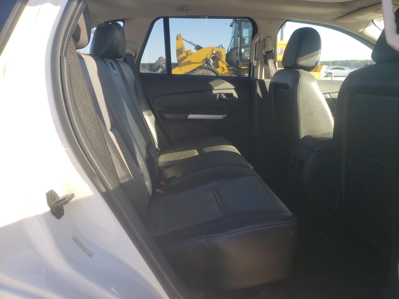2013 Ford Edge - Image 12