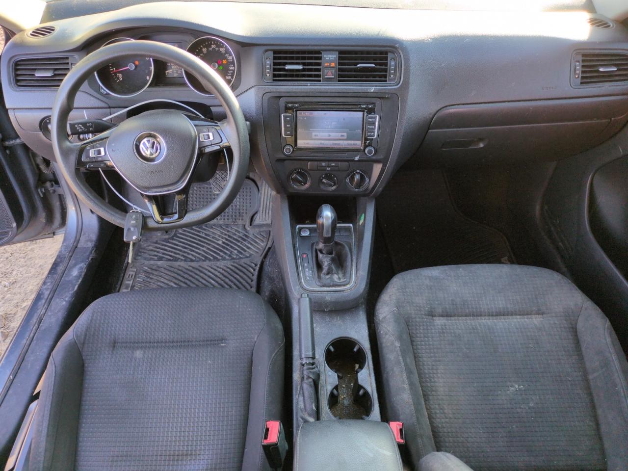 2015 Volkswagen Jetta - Image 8