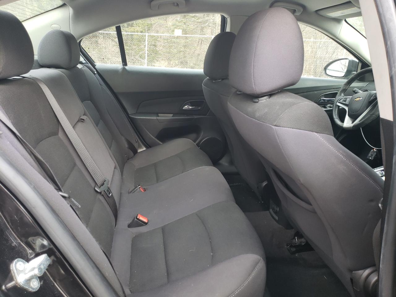 2014 Chevrolet Cruze - Image 10