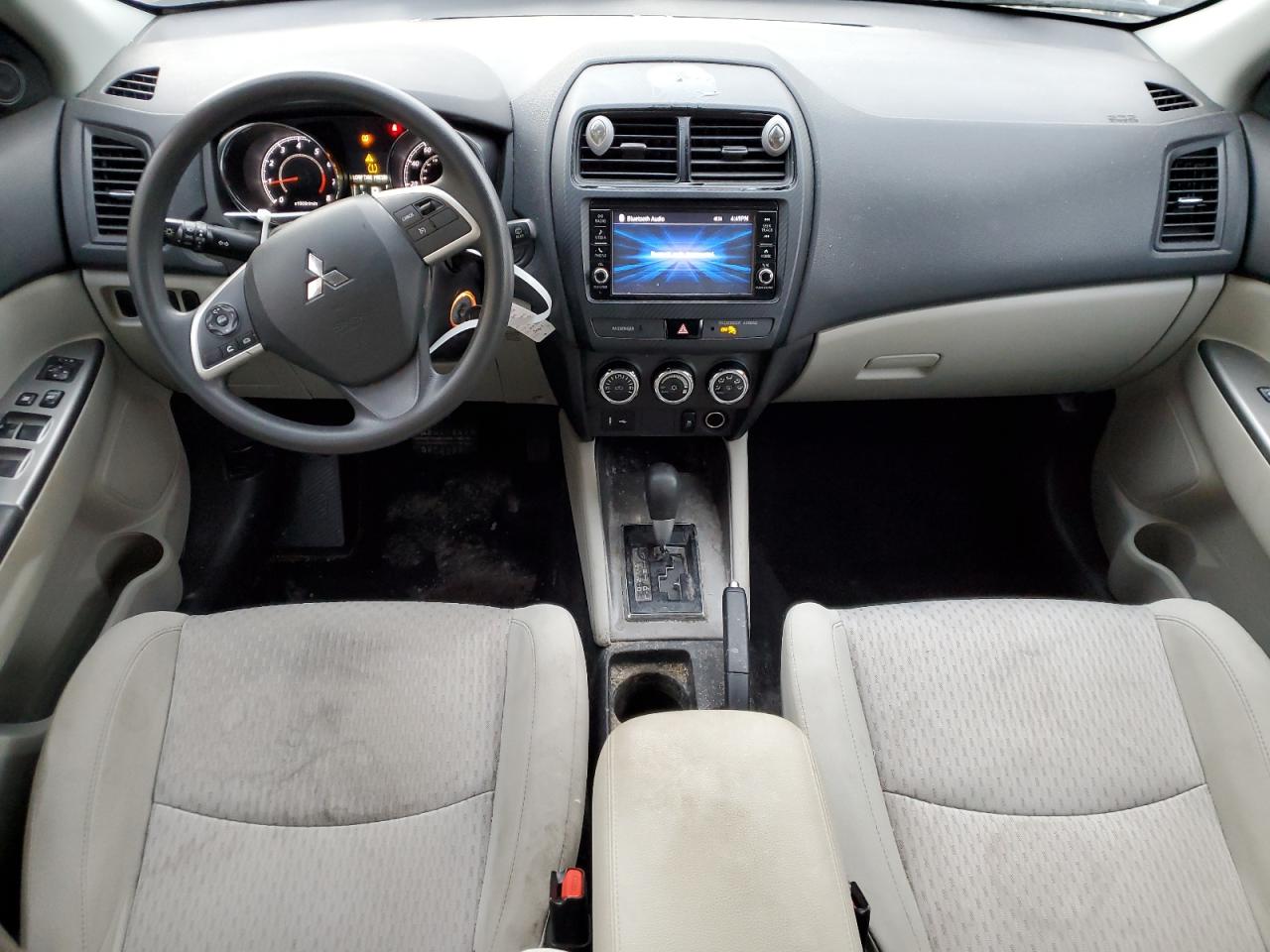 2019 Mitsubishi Outlander - Image 8