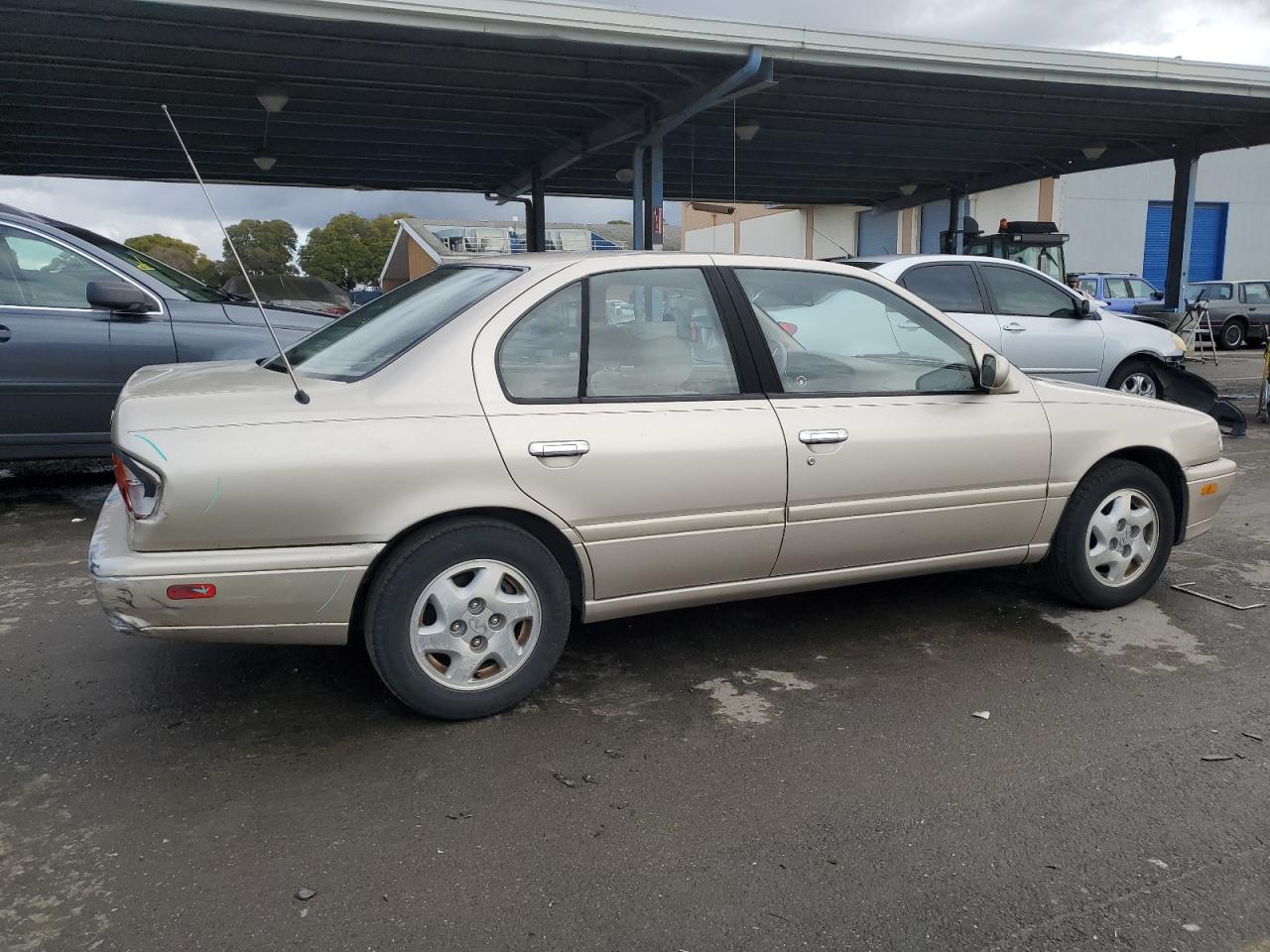 1996 Infiniti G - Image 3