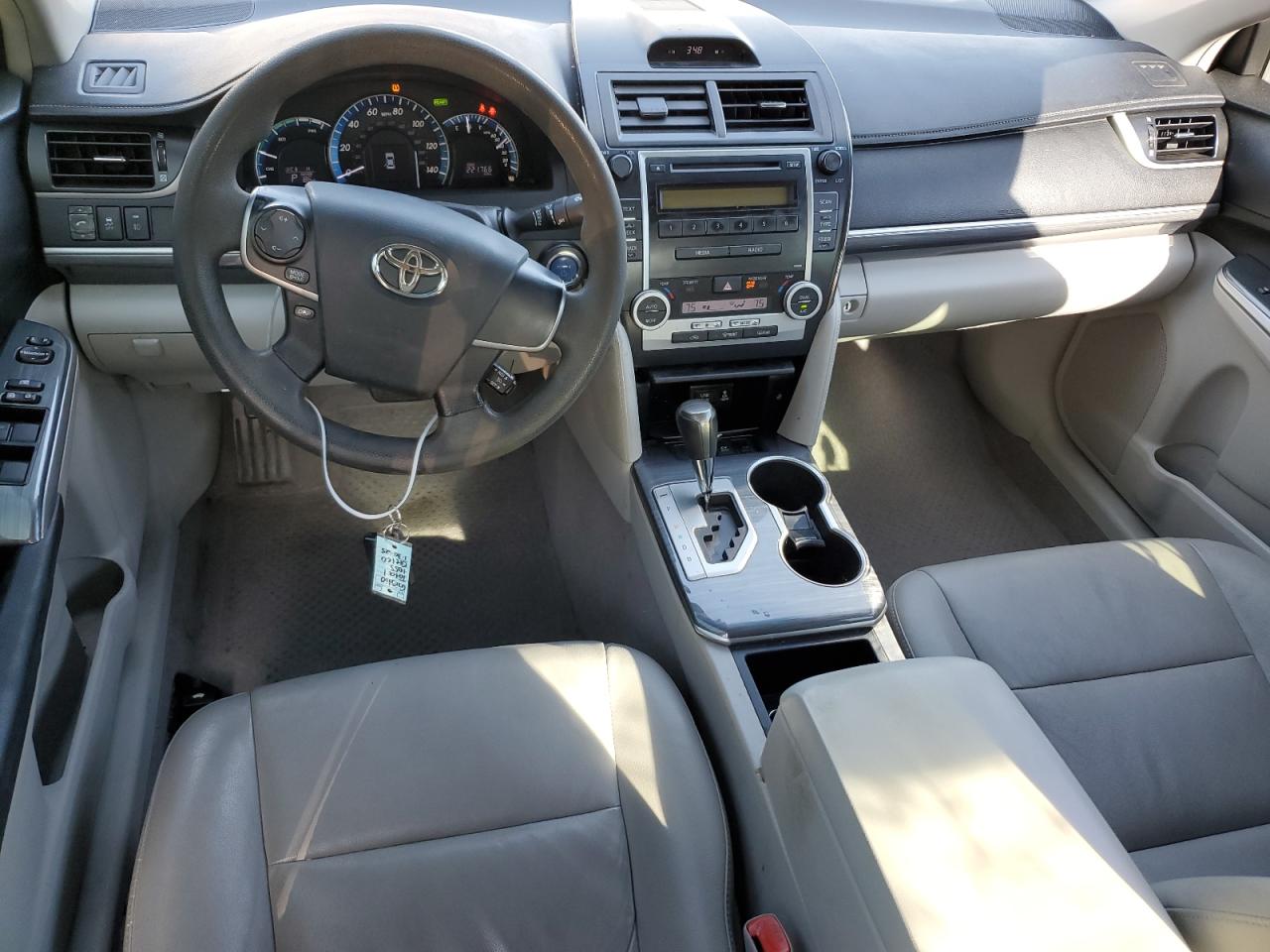 2012 Toyota Camry - Image 8