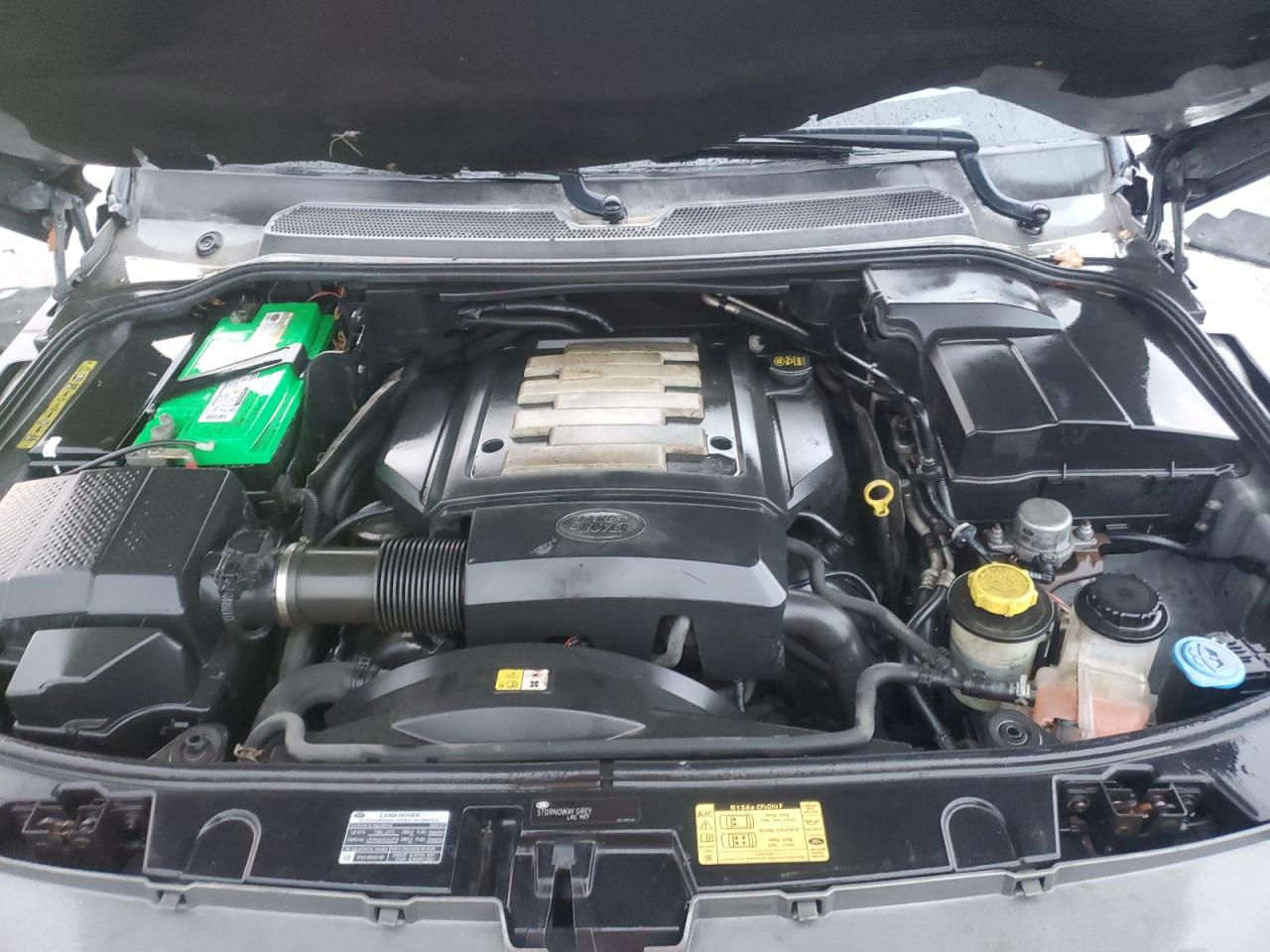 2009 Land Rover Range Rover - Image 12