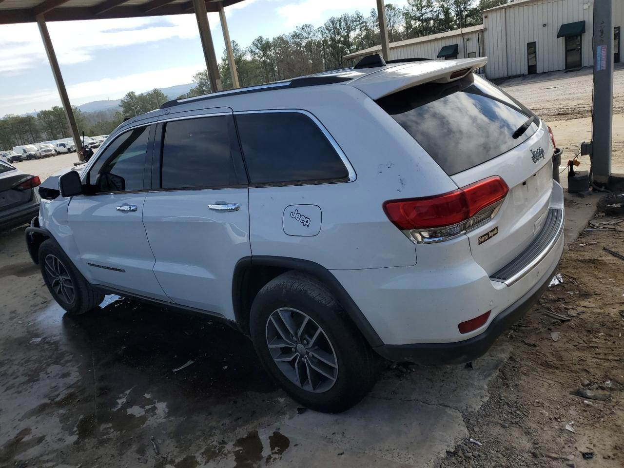 2017 Jeep Grand Cherokee - Image 2