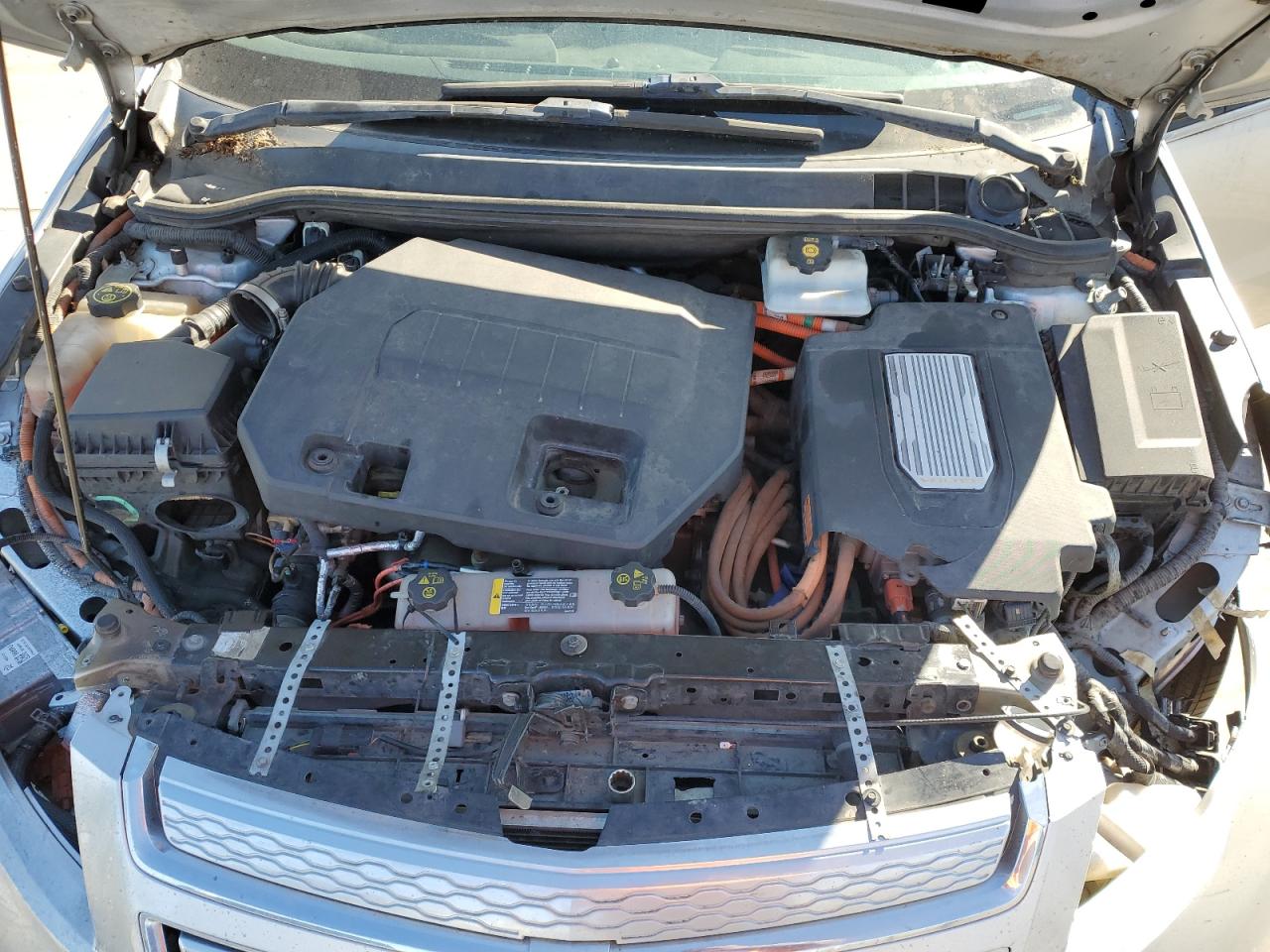2013 Chevrolet Volt - Image 11