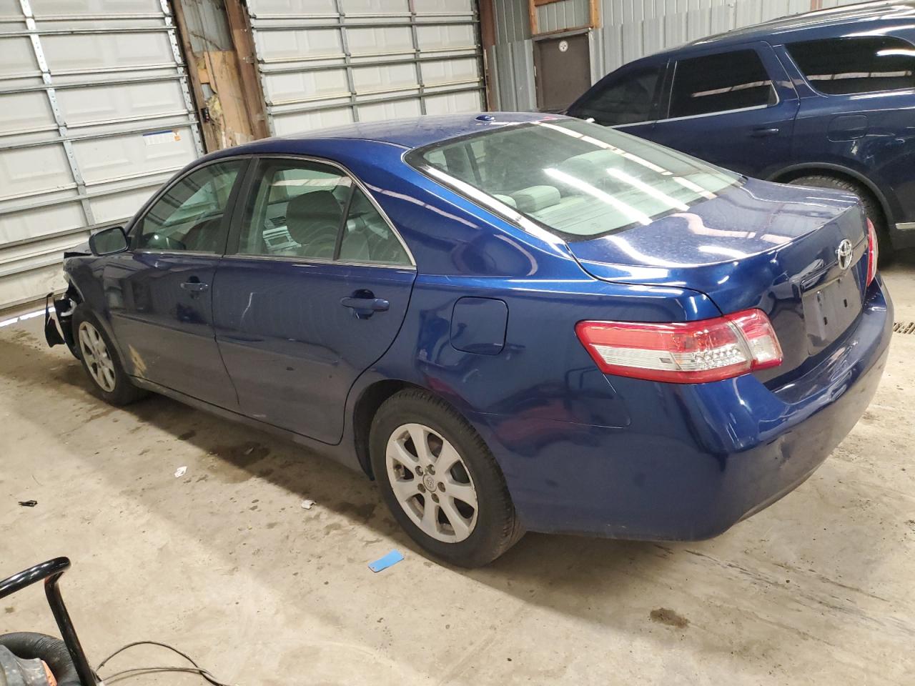 2011 Toyota Camry - Image 2