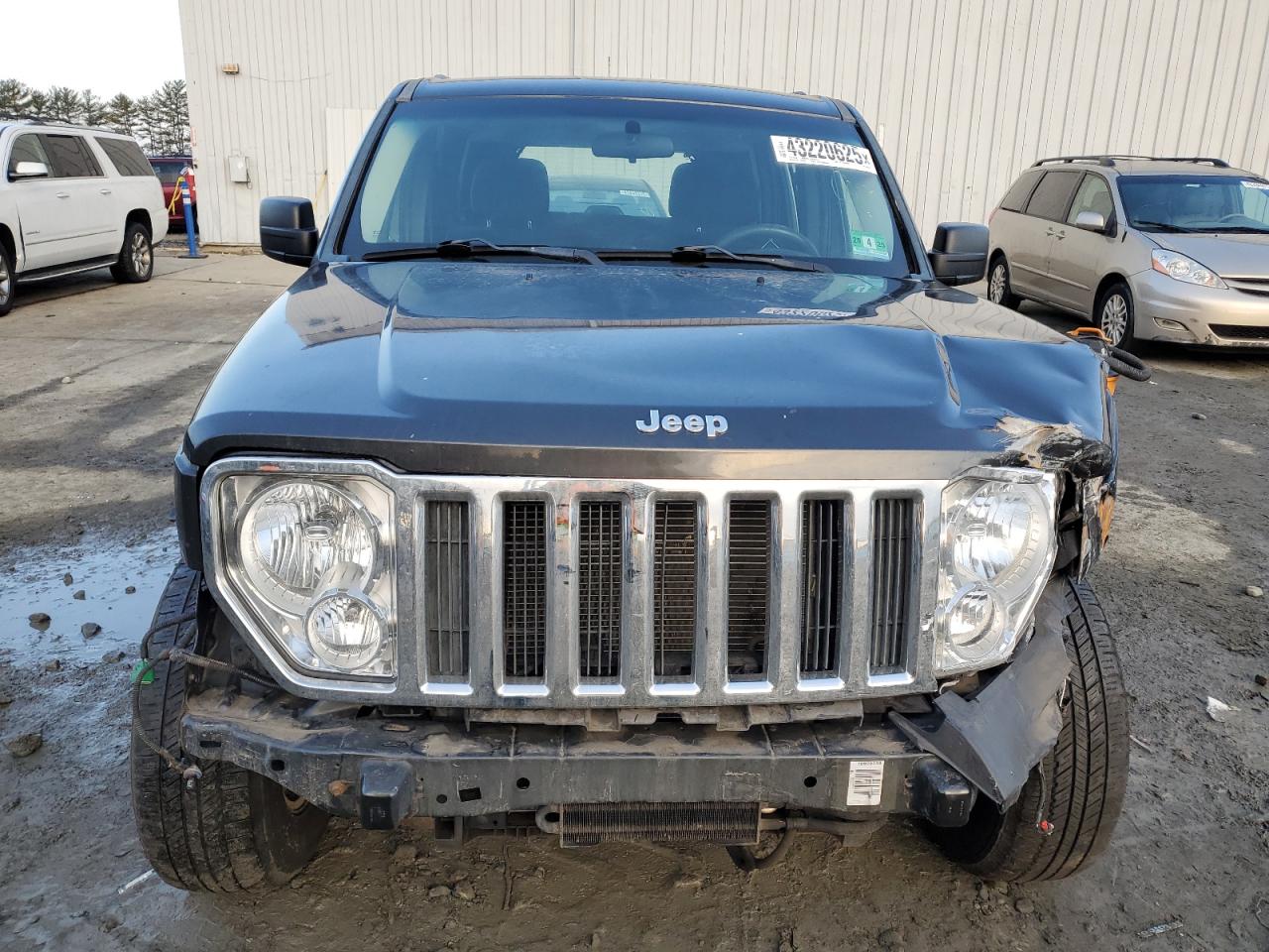 2011 Jeep Liberty (North America) - Image 5