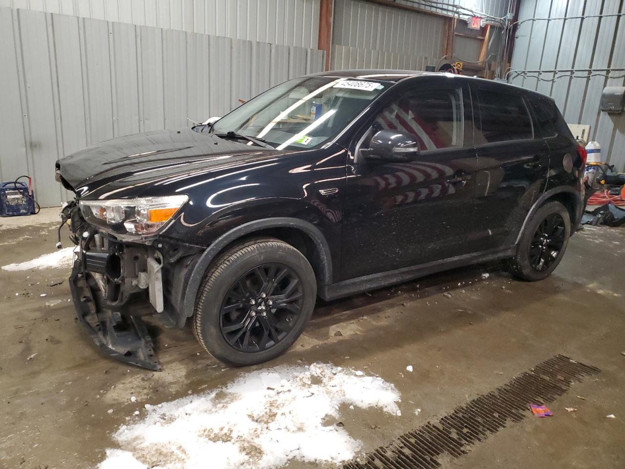 2018 Mitsubishi Outlander - Image 1