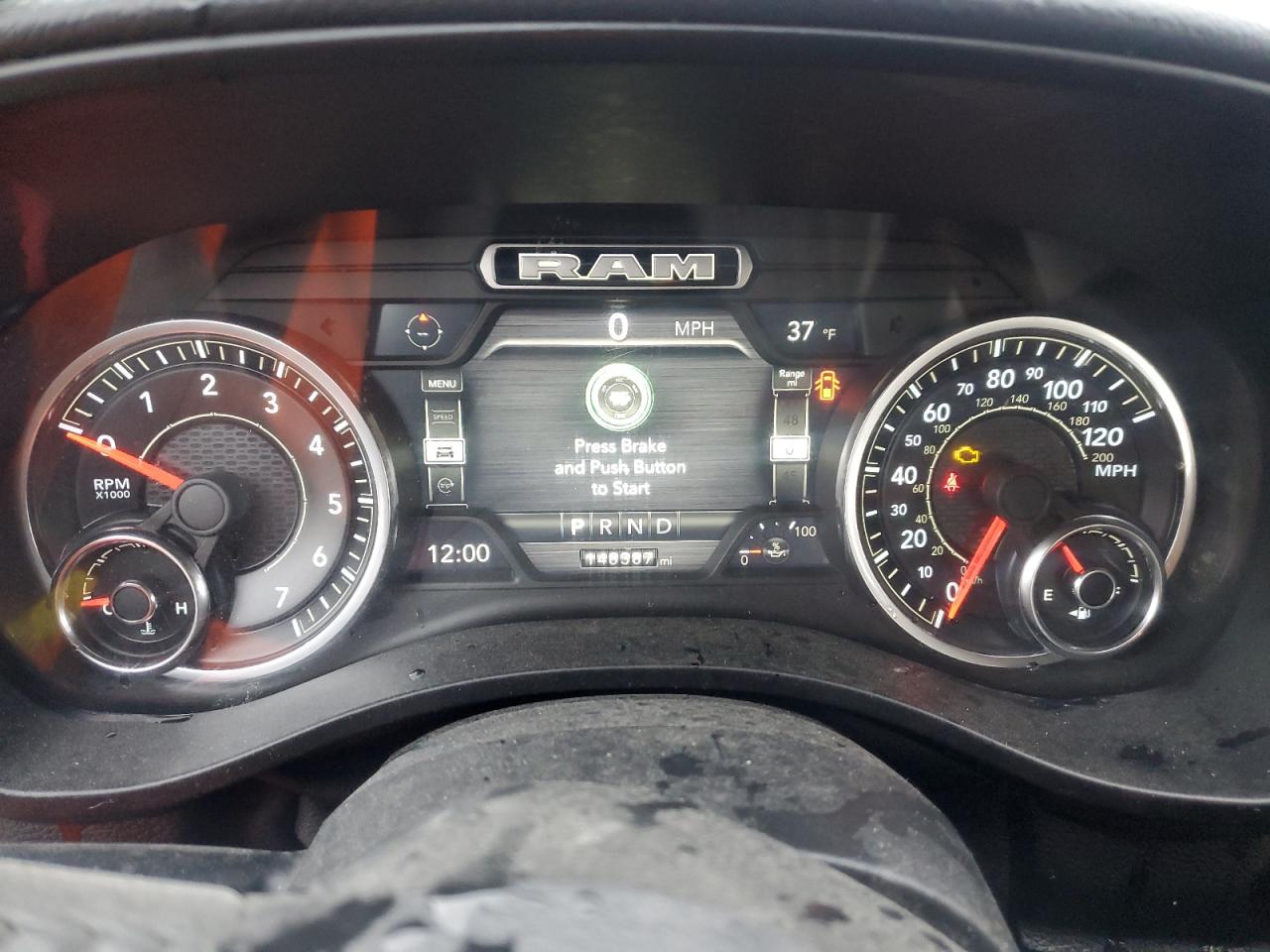 2019 RAM 1500 - Image 9