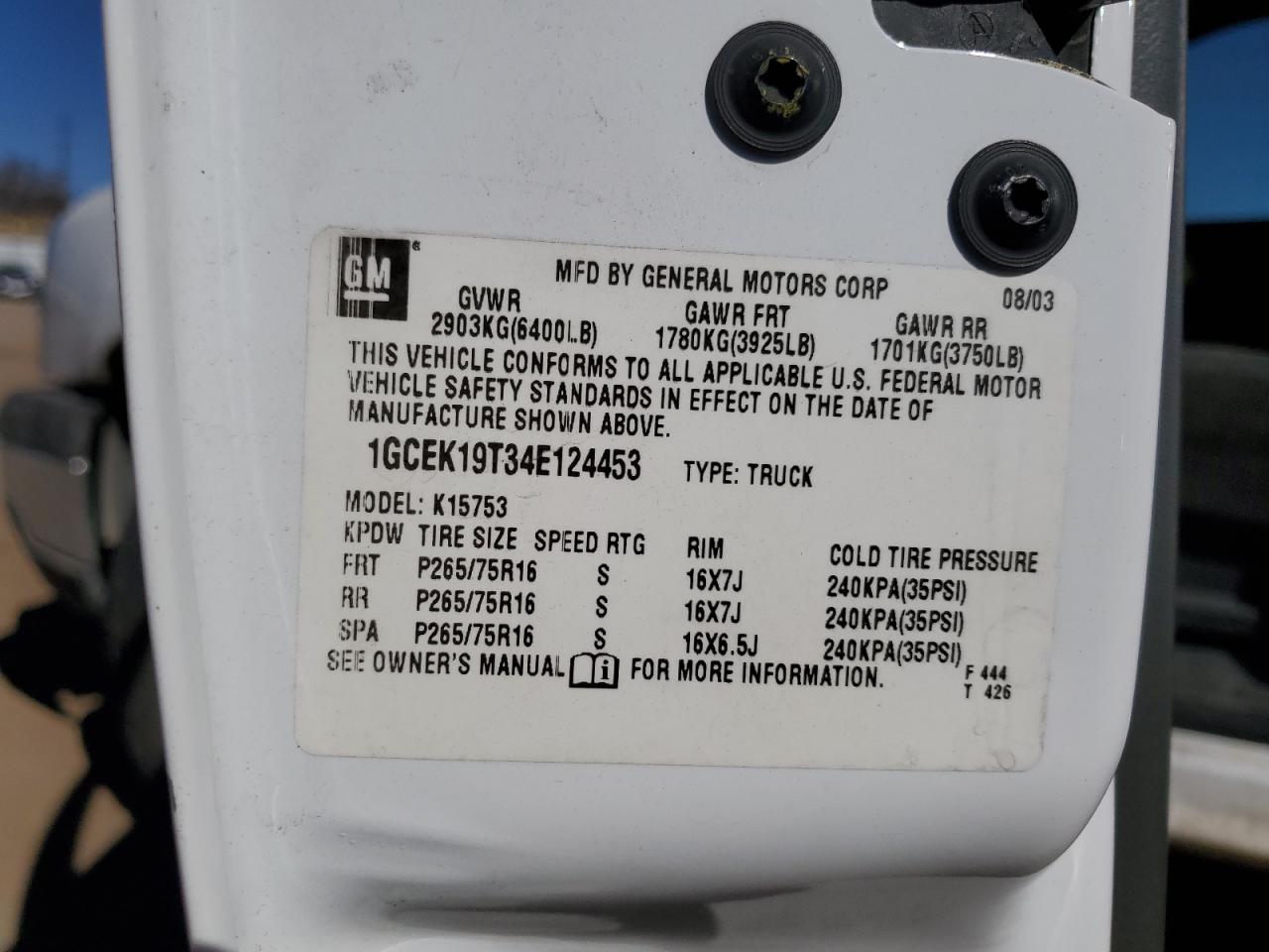2004 Chevrolet Silverado - Image 14