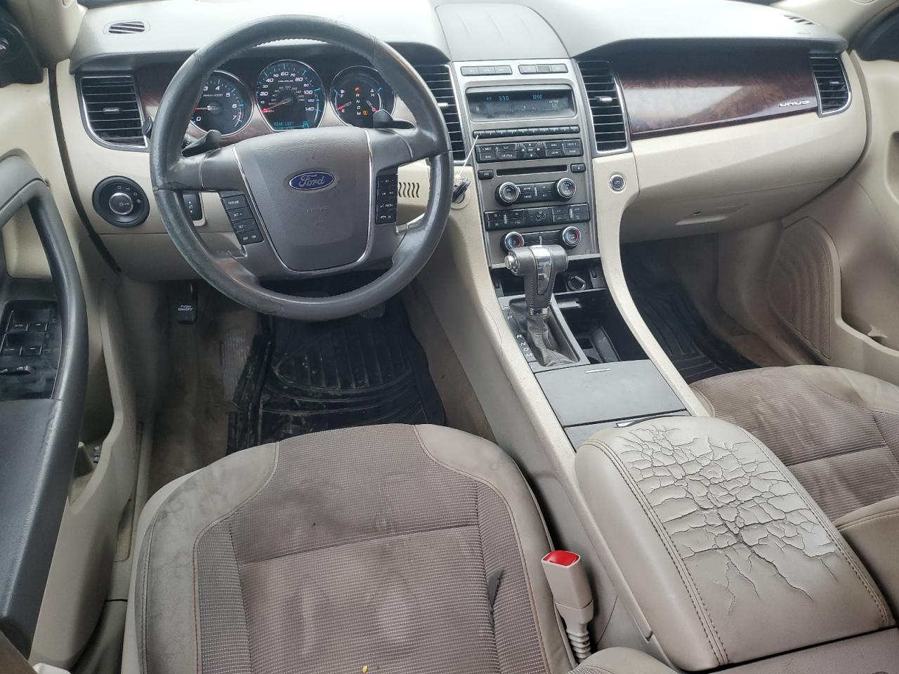 2011 Ford Taurus - Image 8