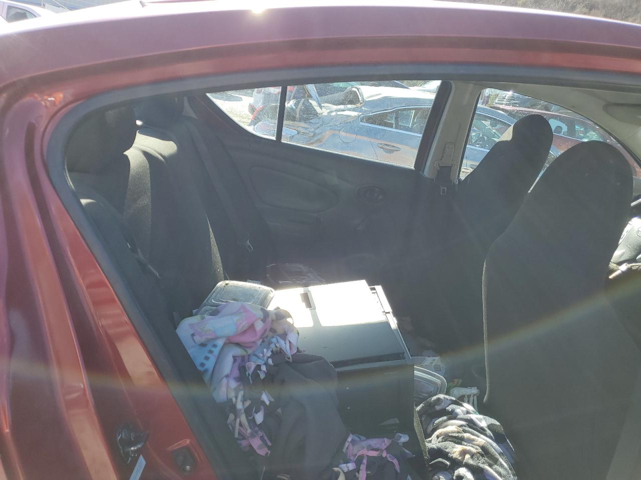 2015 Nissan Versa - Image 10