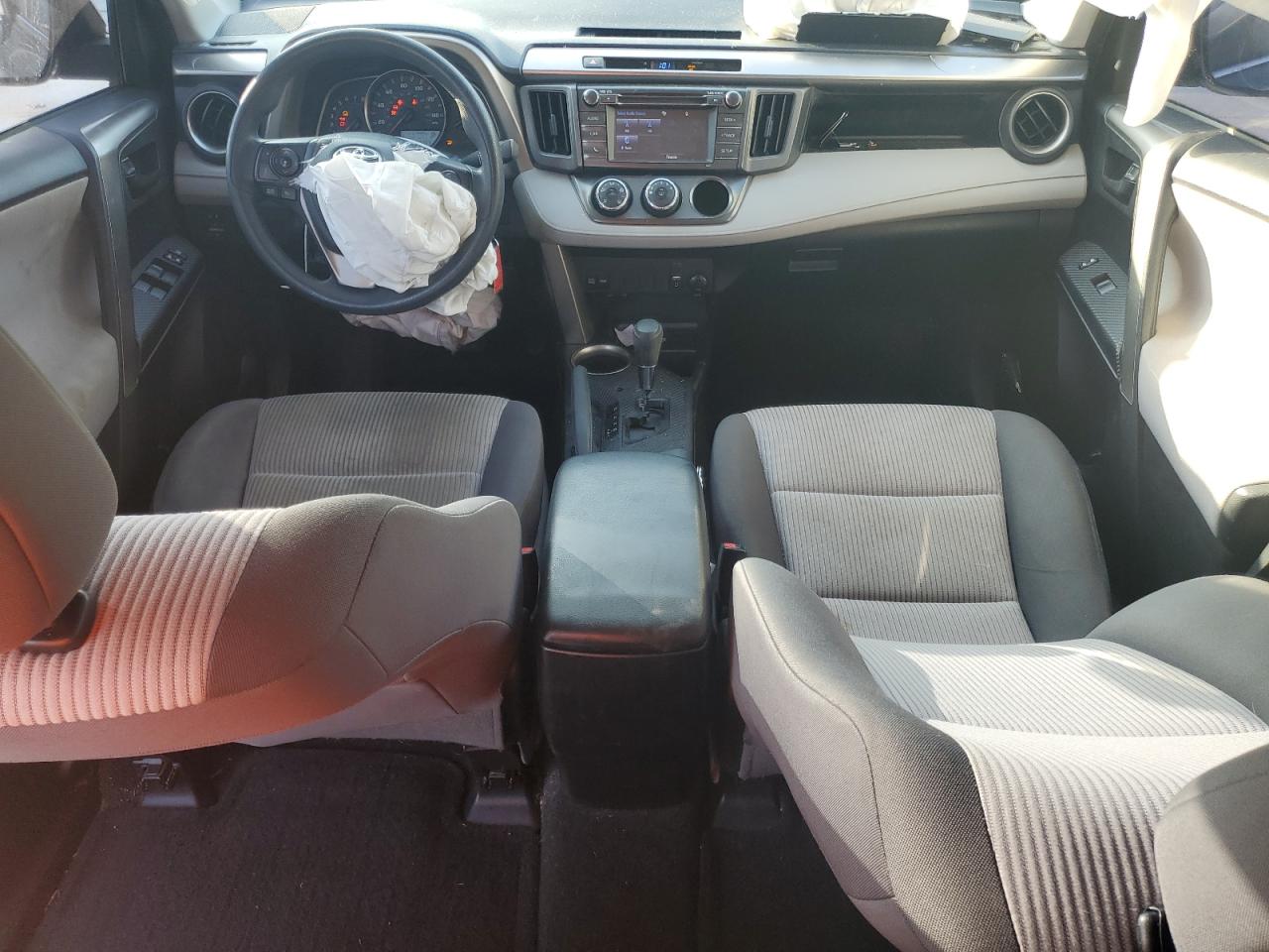 2015 Toyota RAV 4 - Image 8