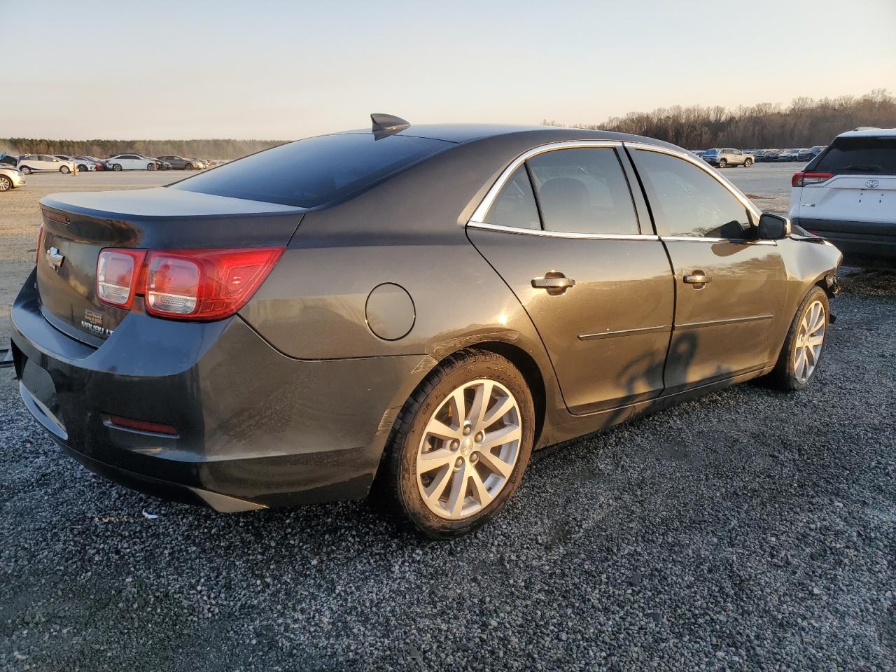 2015 Chevrolet Malibu - Image 3
