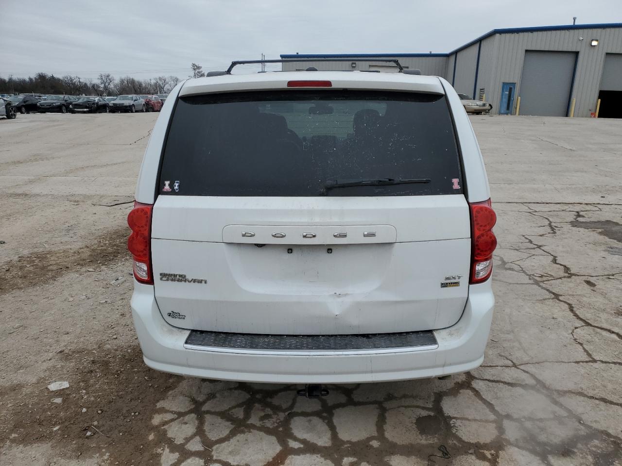 2019 Dodge Caravan - Image 6