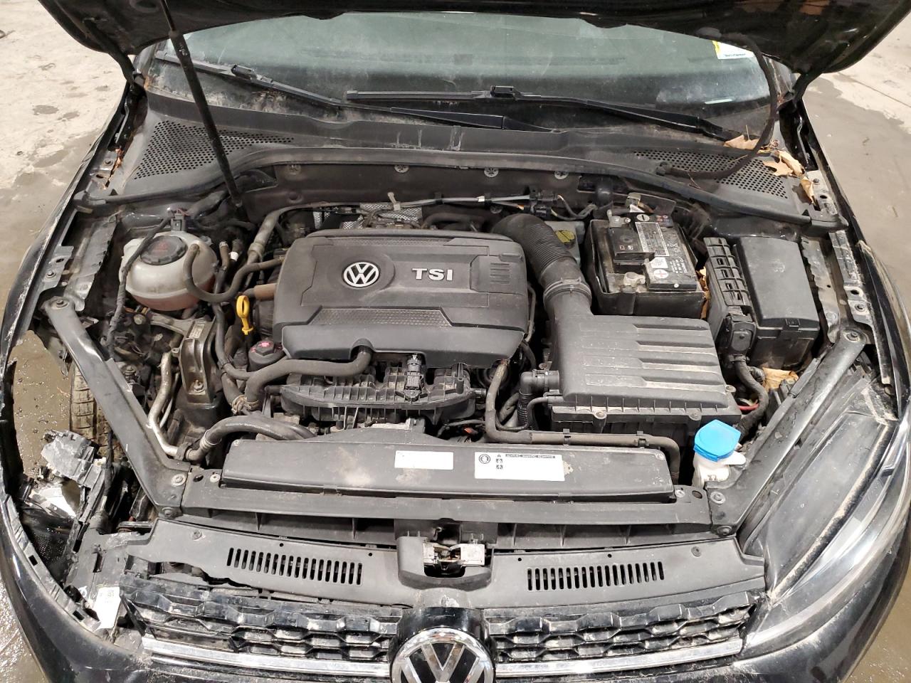 2018 Volkswagen Golf - Image 11