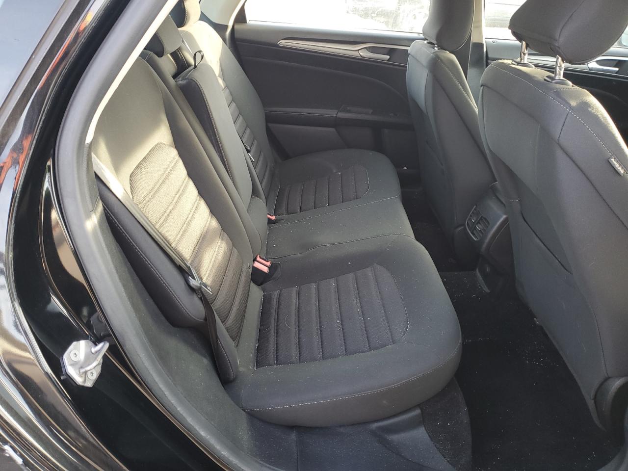 2018 Ford Fusion - Image 10