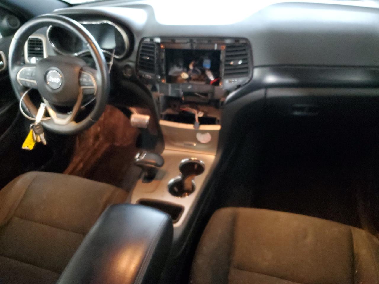 2014 Jeep Grand Cherokee - Image 8