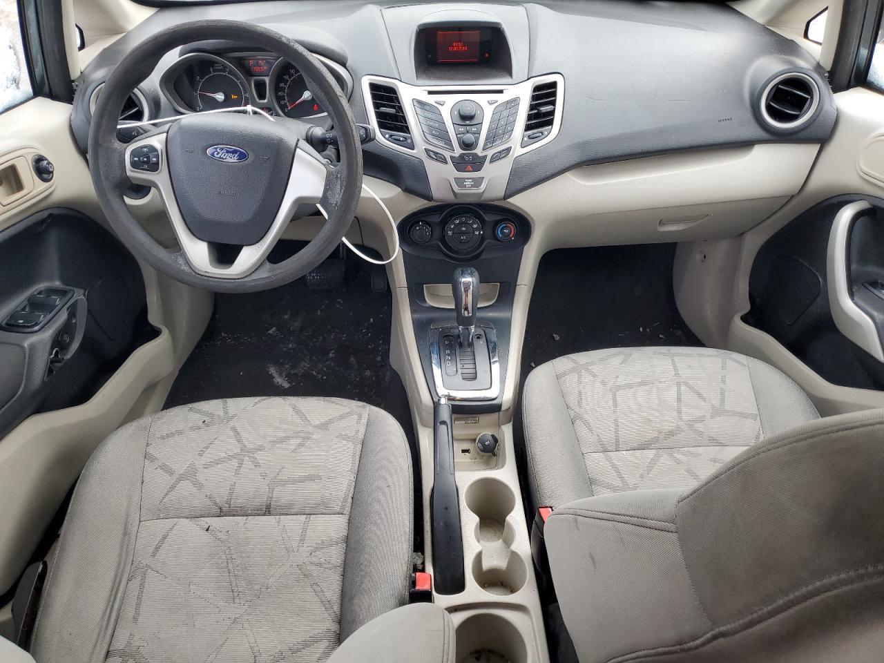 2011 Ford Fiesta - Image 8