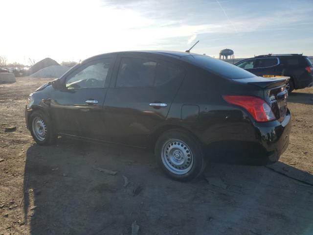  NISSAN VERSA 2018 Чорний