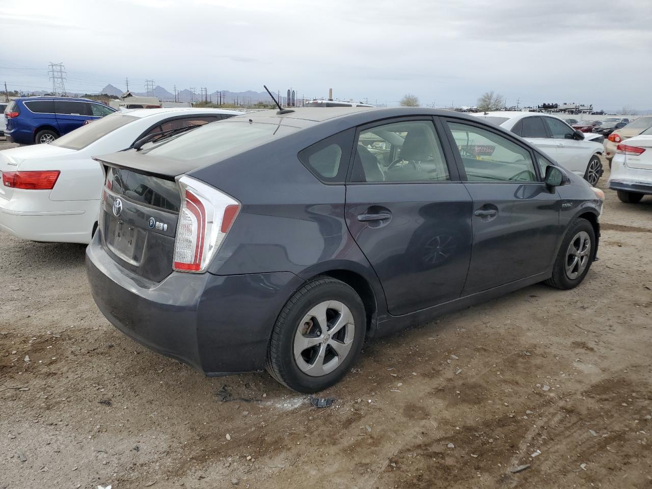 2013 Toyota Prius - Image 3