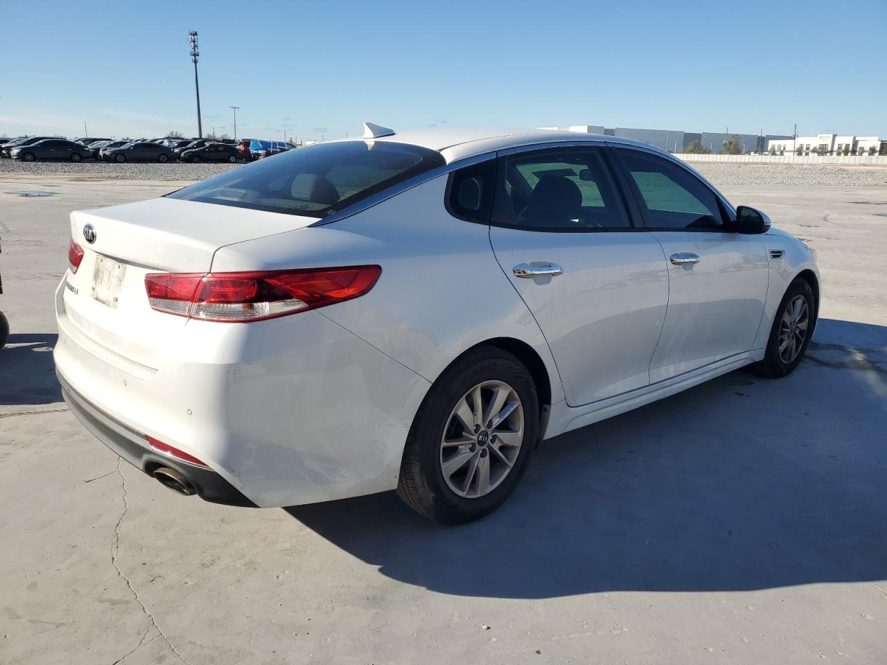 2018 Kia Optima - Image 3