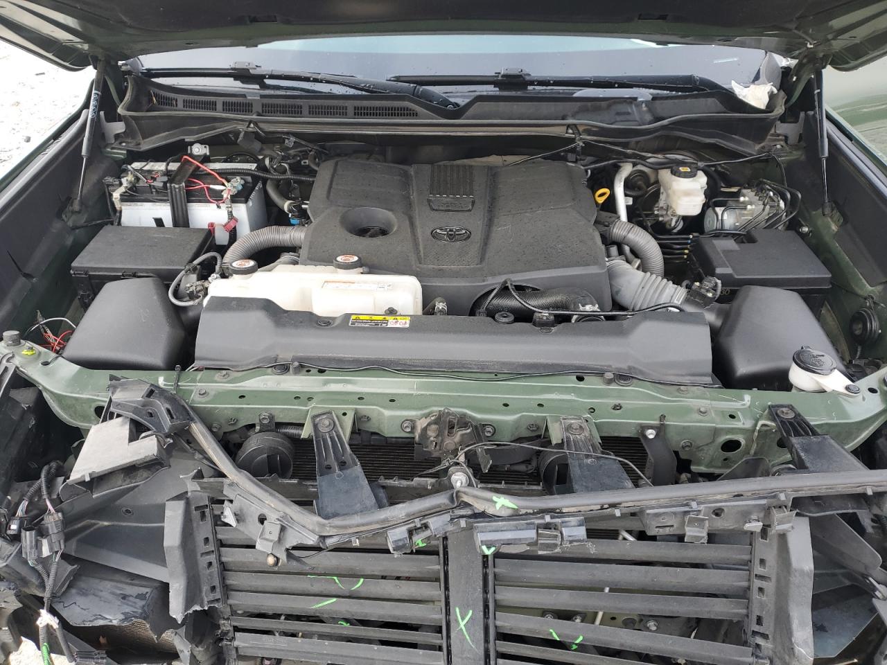 2022 Toyota Tundra - Image 11