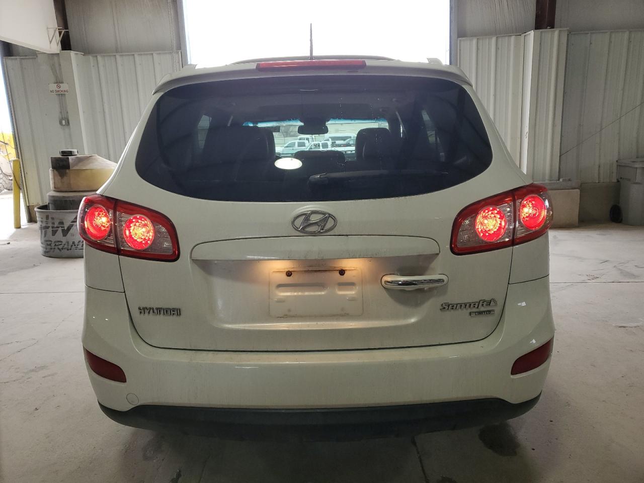 2011 Hyundai Santa Fe - Image 6
