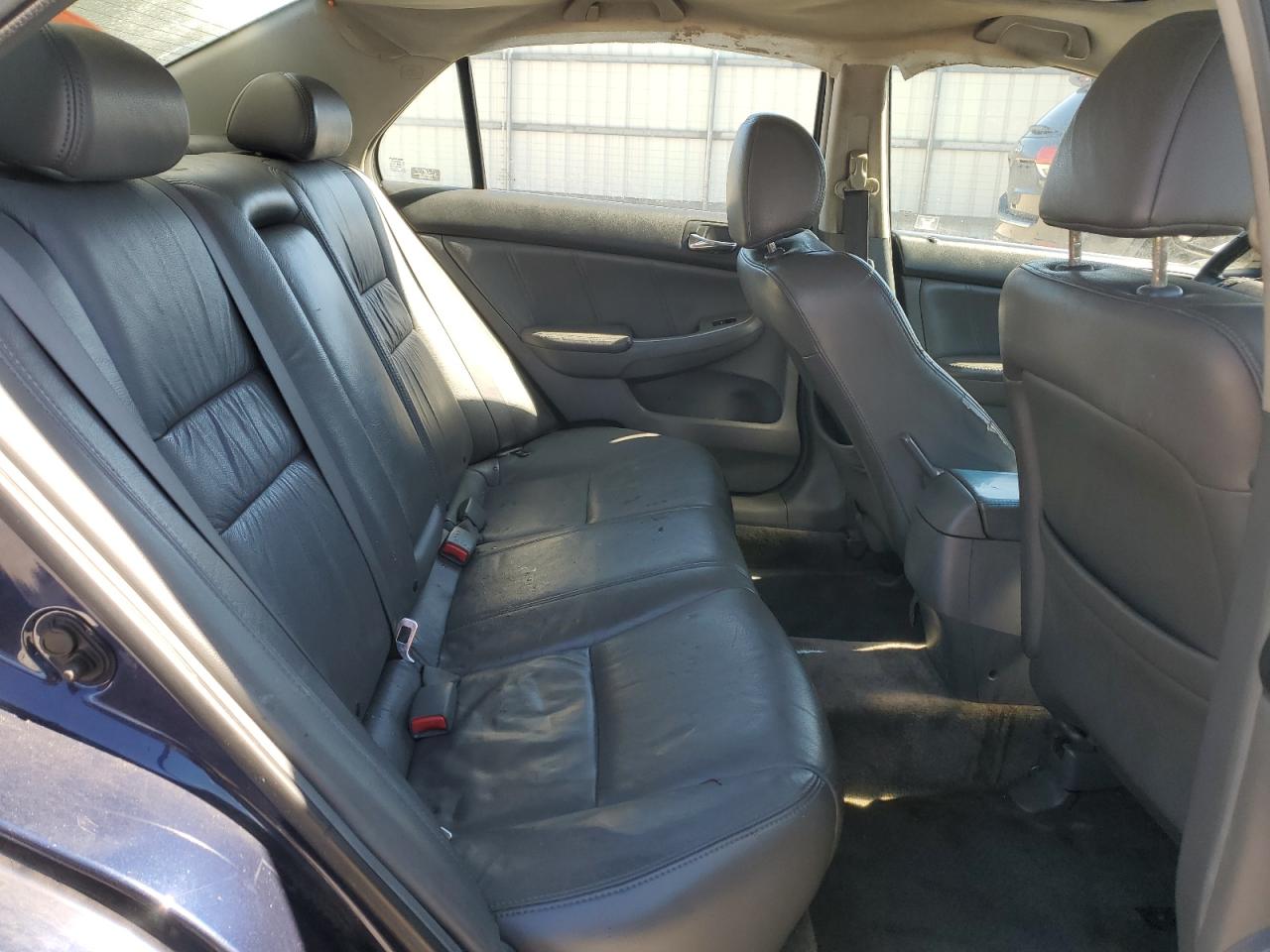 2006 Honda Accord - Image 10