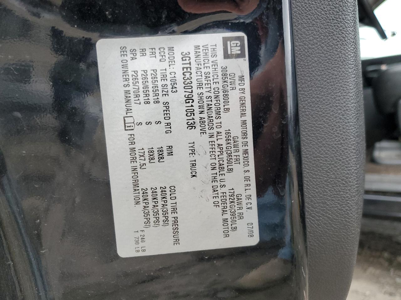 2009 GMC Sierra - Image 15