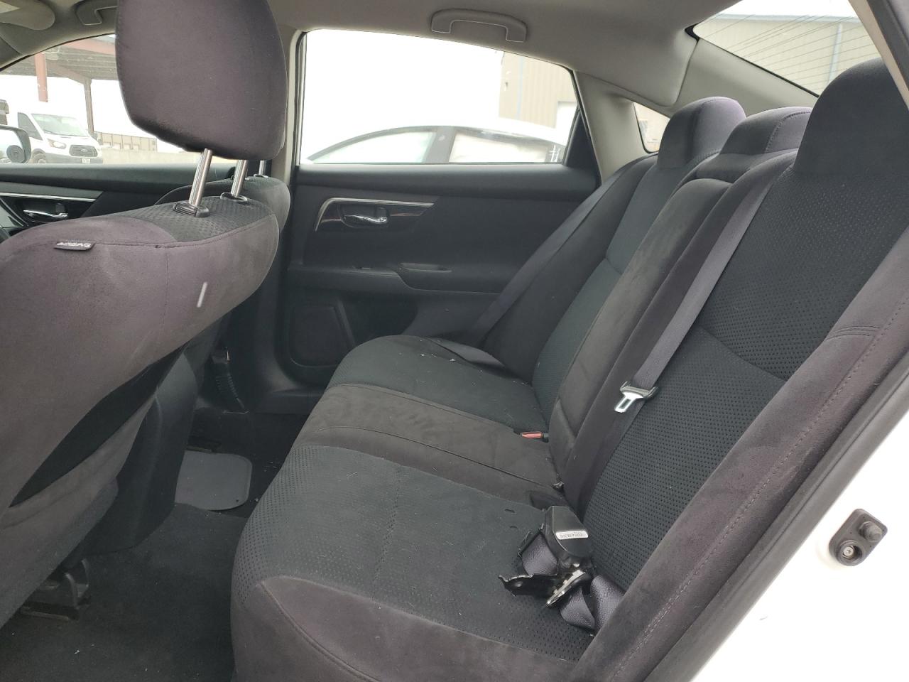 2014 Nissan Altima - Image 10