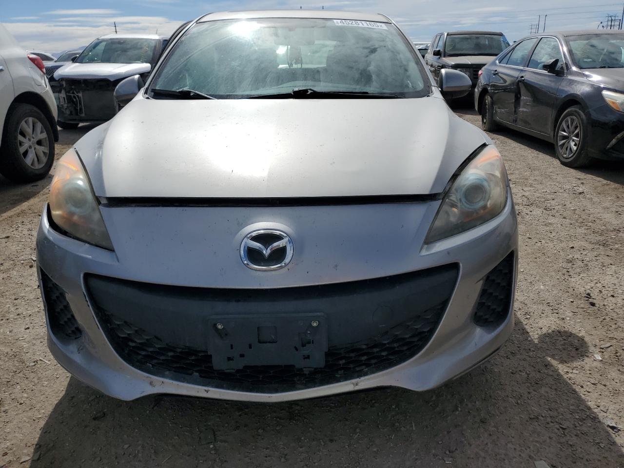 2013 Mazda 3 - Image 5