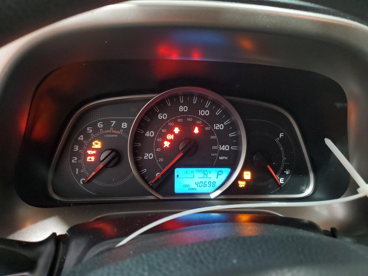 2013 Toyota RAV 4 - Image 9