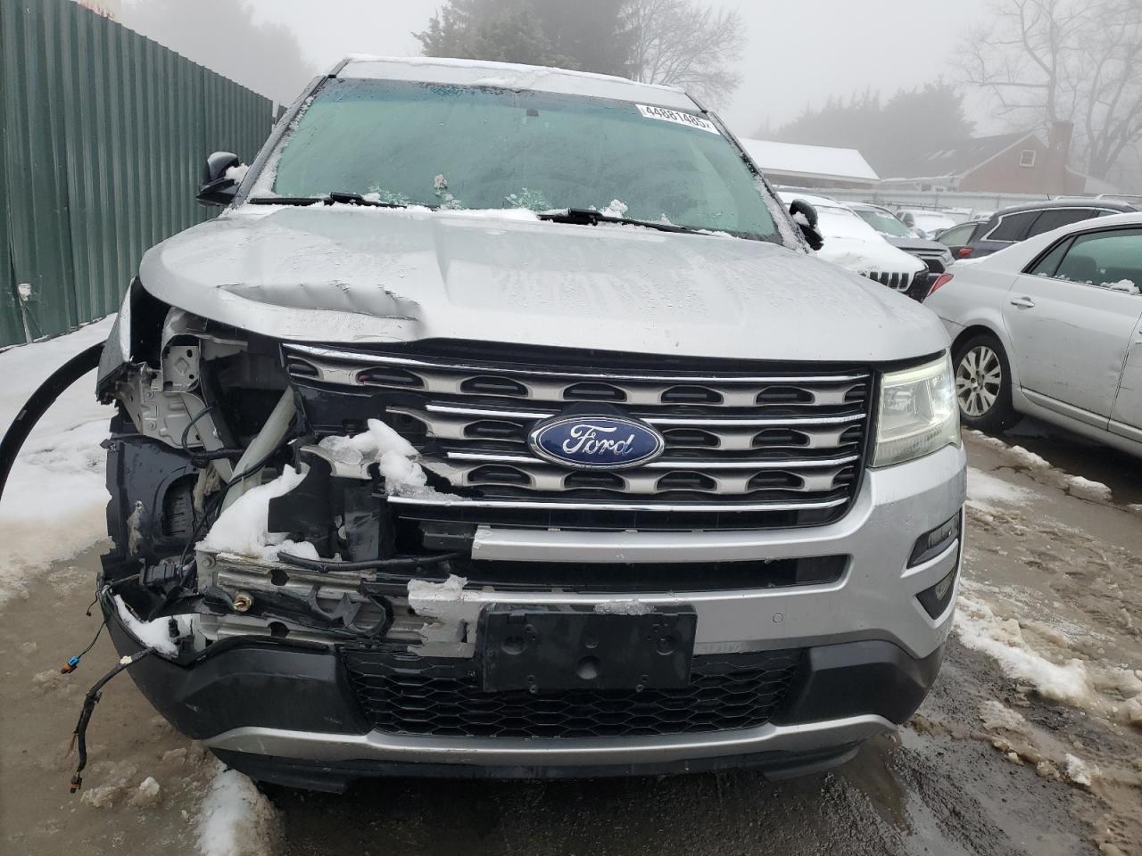 2016 Ford Explorer - Image 5
